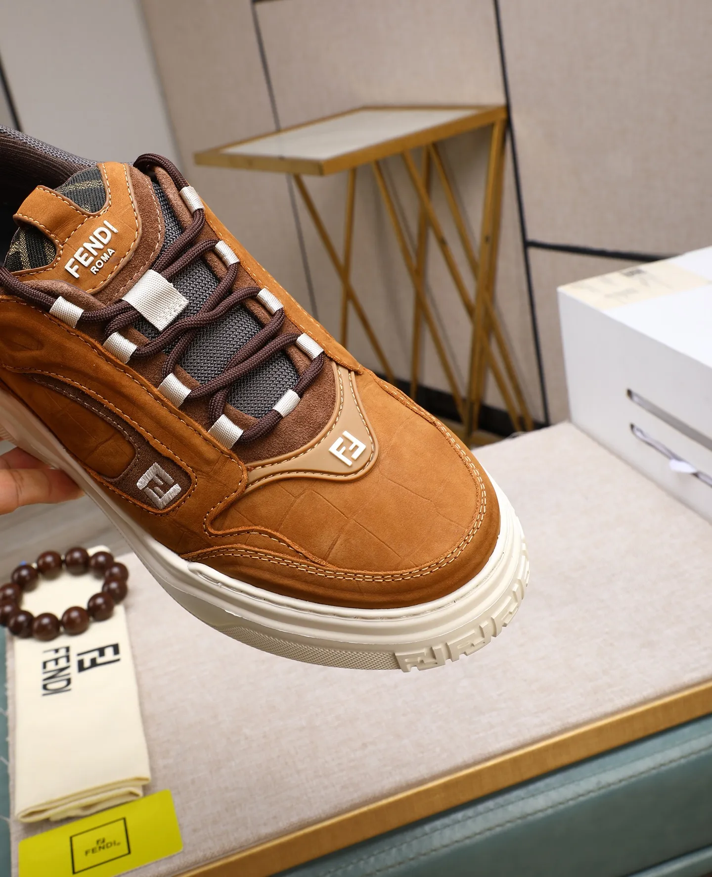 Men's shoes 💰820 [FENDI] Fendi - High-end quality original casual sports shoes - Upper: Nappa calfskin, pebbled calfskin, tongue and heel; injection molded brand logo plastic module - Lining: brand canvas - Outsole: ultra-light TPR foam·rubber; molded outsole -Super high quality control·Fine workmanship: highlighted (high-end·luxury·grade) -Size :39-44 (38, 45, can be customized)